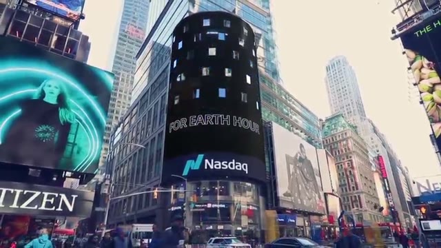 Demo image with brand logos and visual search examples.